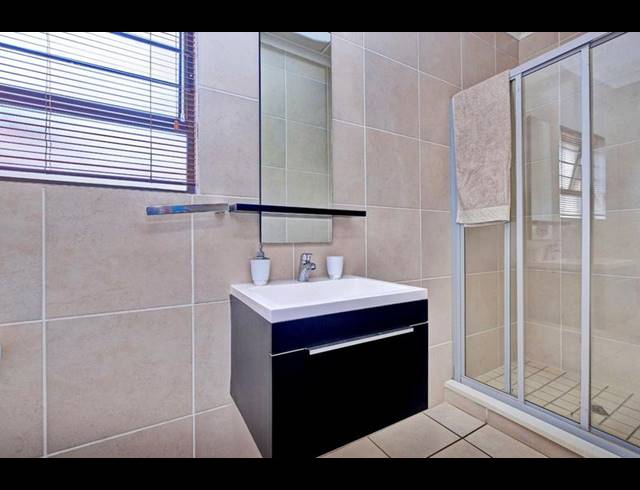 2 BEDROOM APARTMENT FOR SALE IN NOORDWYK